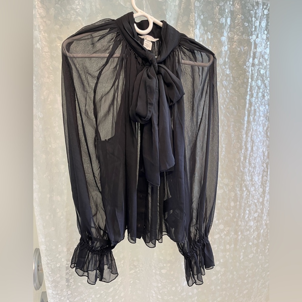 Tie neck bow blouse